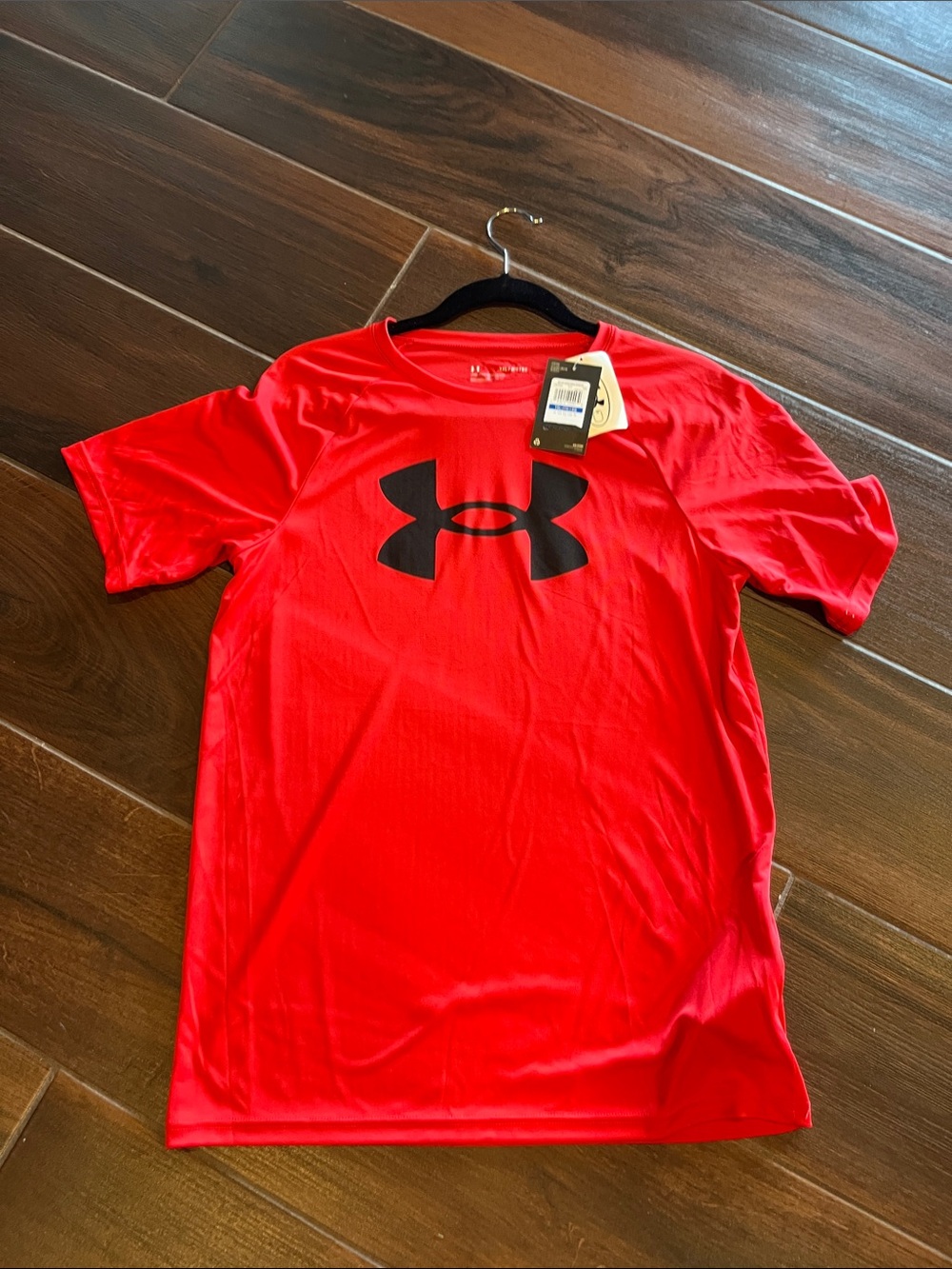 Nwt XL youth UA red top